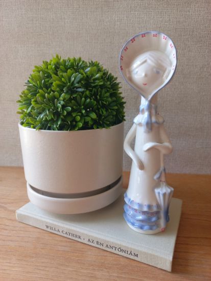 Aquincumi esernys n figura