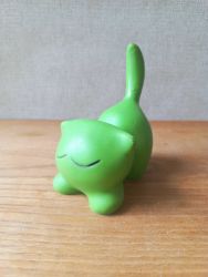   Zld manyag cica figura