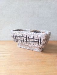   Vrdek Ildik brutalista kermia ikebana/vza/kasp