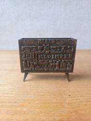  Bronz cigaretta tart Medimpex felirattal