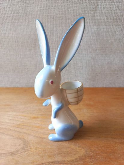  Aquincum porceln nyuszi puttonnyal
