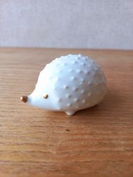   Aquincumi sni porceln figura - ritka arany dekor - sz Szab Antnia tervezse